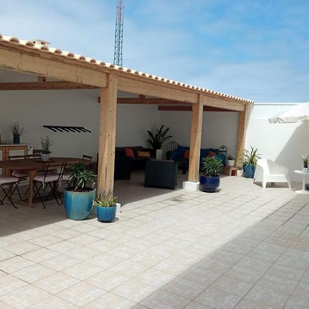 White Guest House Пениши Экстерьер фото