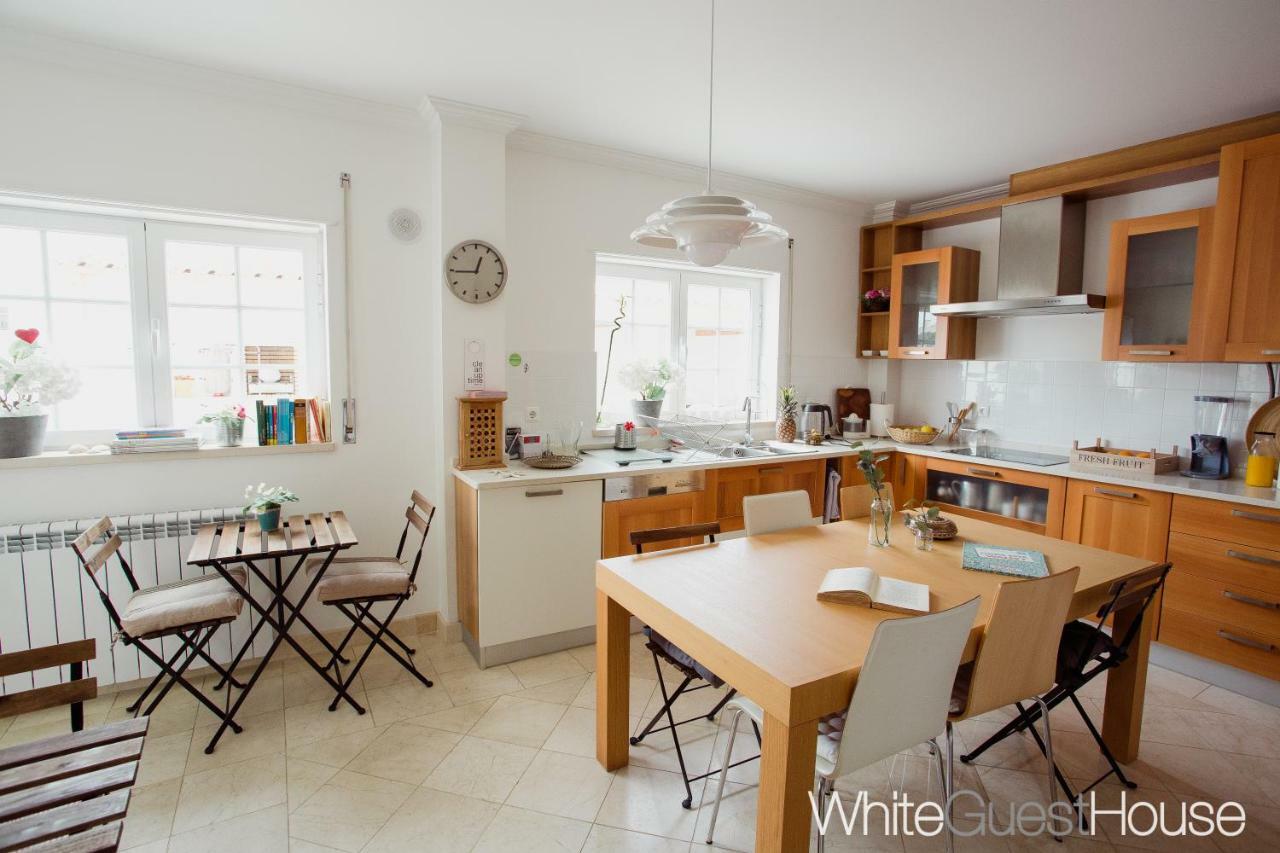 White Guest House Пениши Экстерьер фото