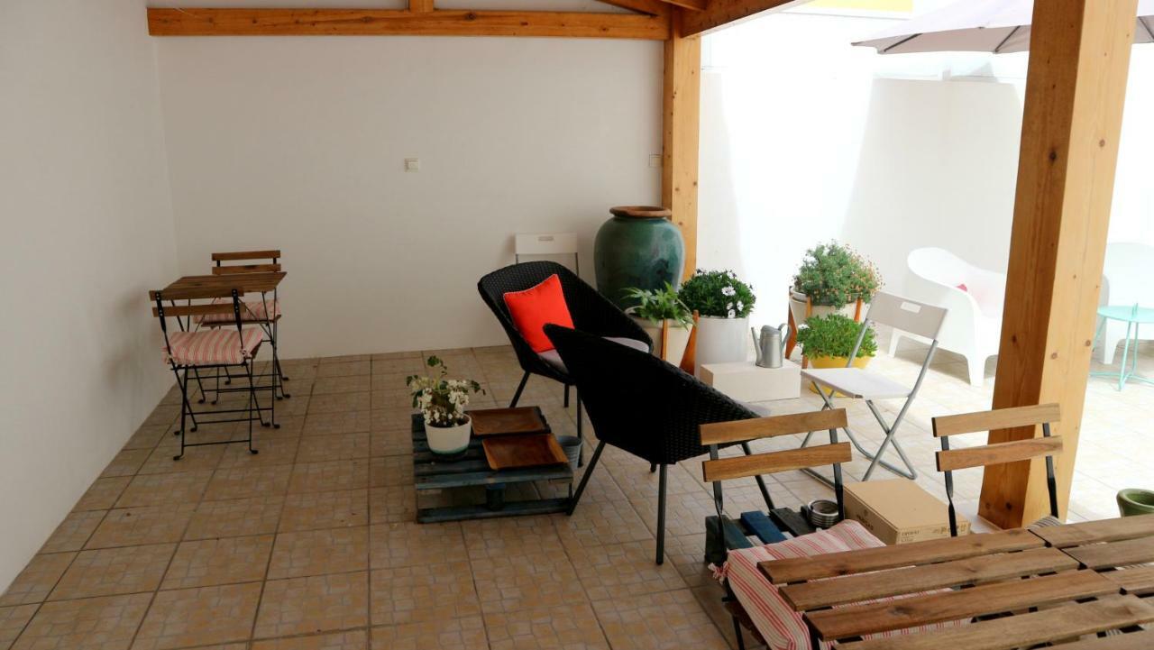 White Guest House Пениши Экстерьер фото